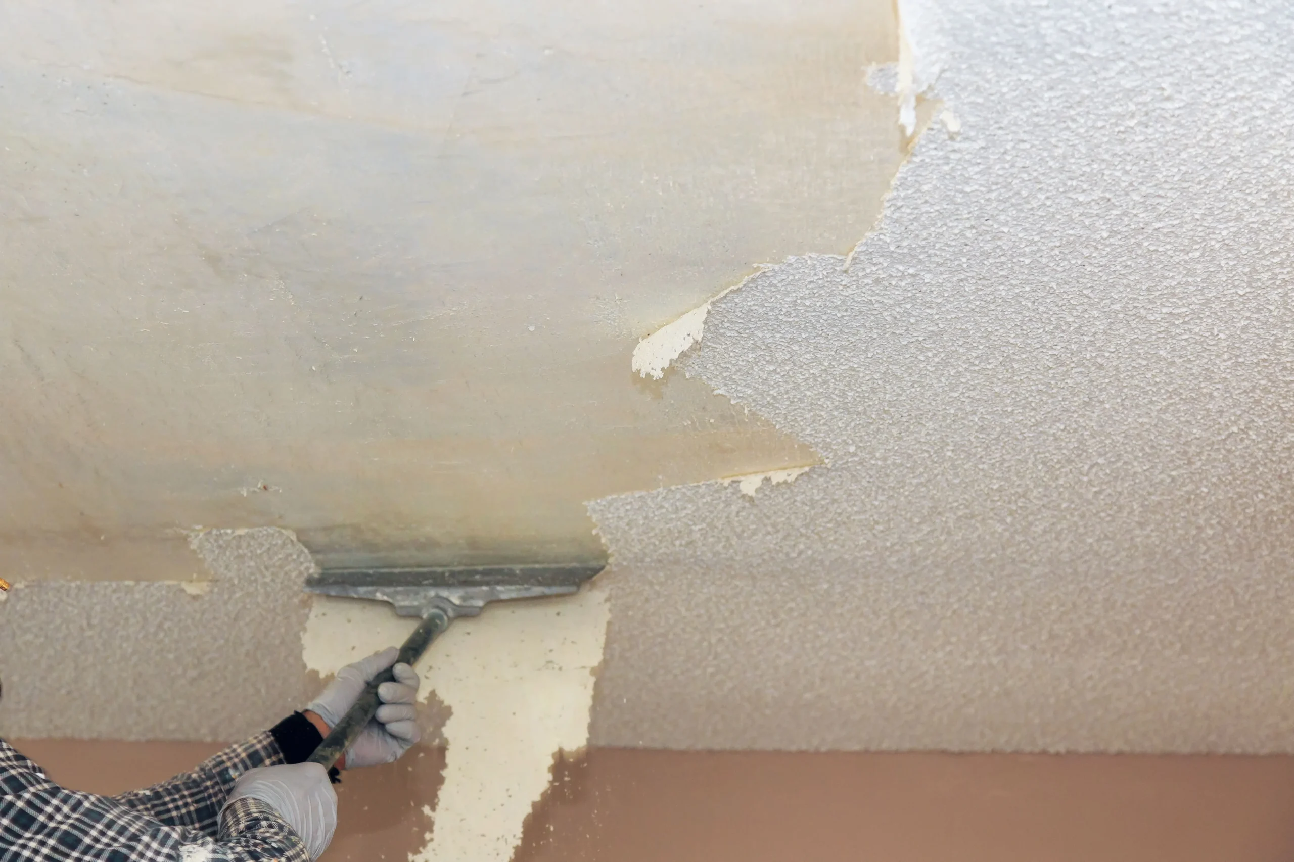 Signs Your Home’s Popcorn Ceiling Needs to Be Removed
